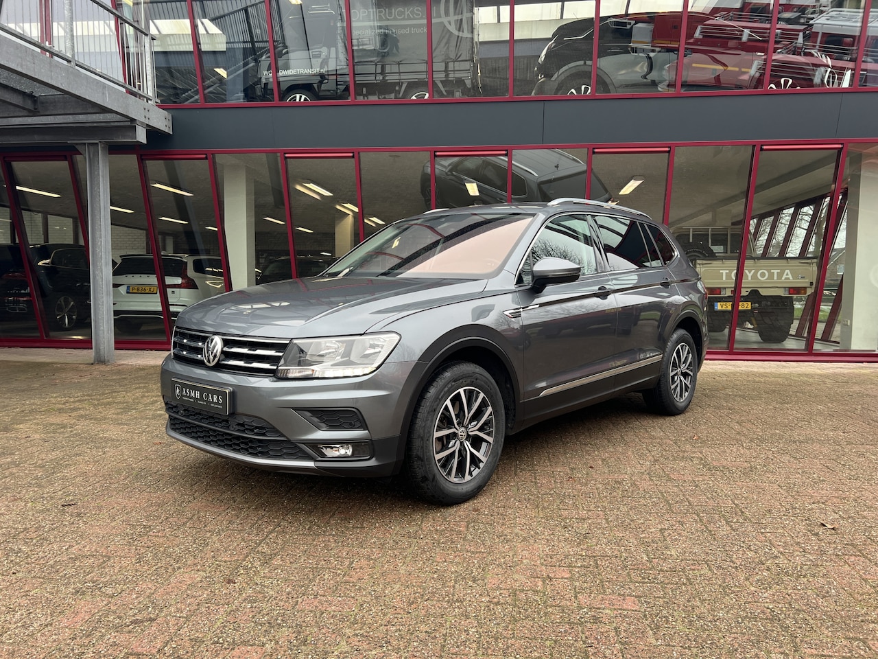 Volkswagen Tiguan Allspace - 1.5 TSI Comfortline Business | 1e NL Eigenaar | ACC | Elec. klep | Stoelverwarming | - AutoWereld.nl