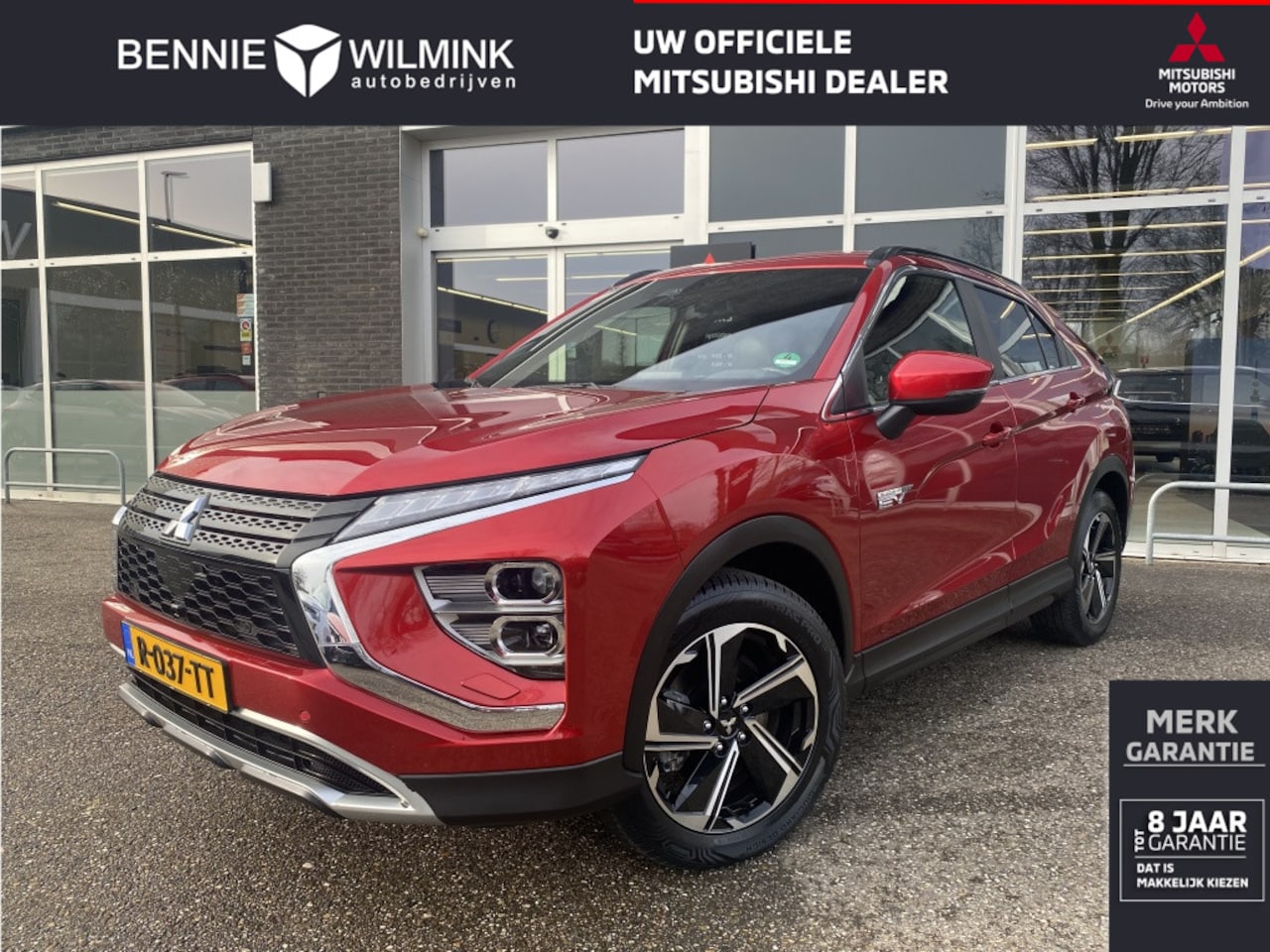 Mitsubishi Eclipse Cross - 2.4 PHEV Intense+ | All season banden - AutoWereld.nl