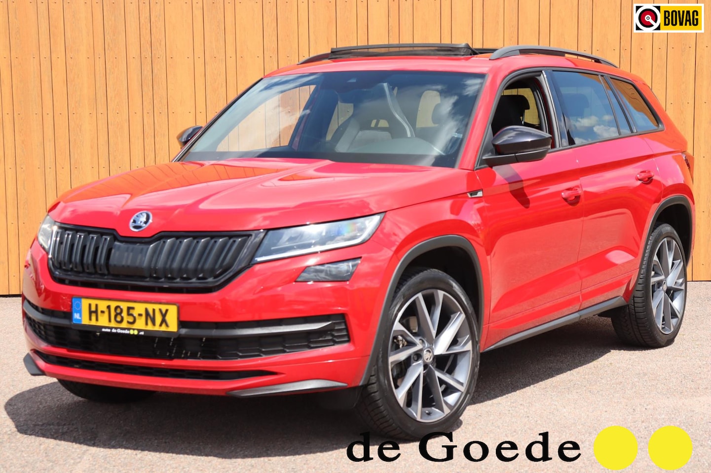 Skoda Kodiaq - 1.5 TSI Sportline Business org.NL trekhaak metallic schuifdak 20"lm camera el.klep - AutoWereld.nl