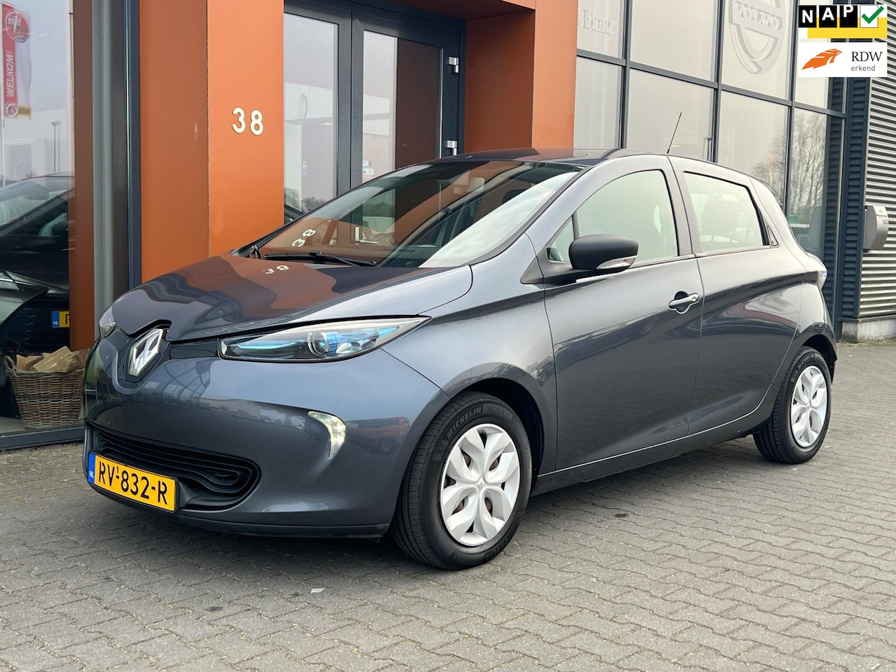 Renault Zoe - Q90 Life Quickcharge 41 kWh koopaccu|Navi|Cruise - AutoWereld.nl