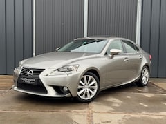 Lexus IS - 300h Business Line Schuifdak | Camera | Parkeersensoren