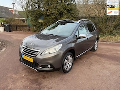 Peugeot 2008 - 1.2 PureTech Allure / Navi / Pano / Airco / NAP / Aux / pdc / led /