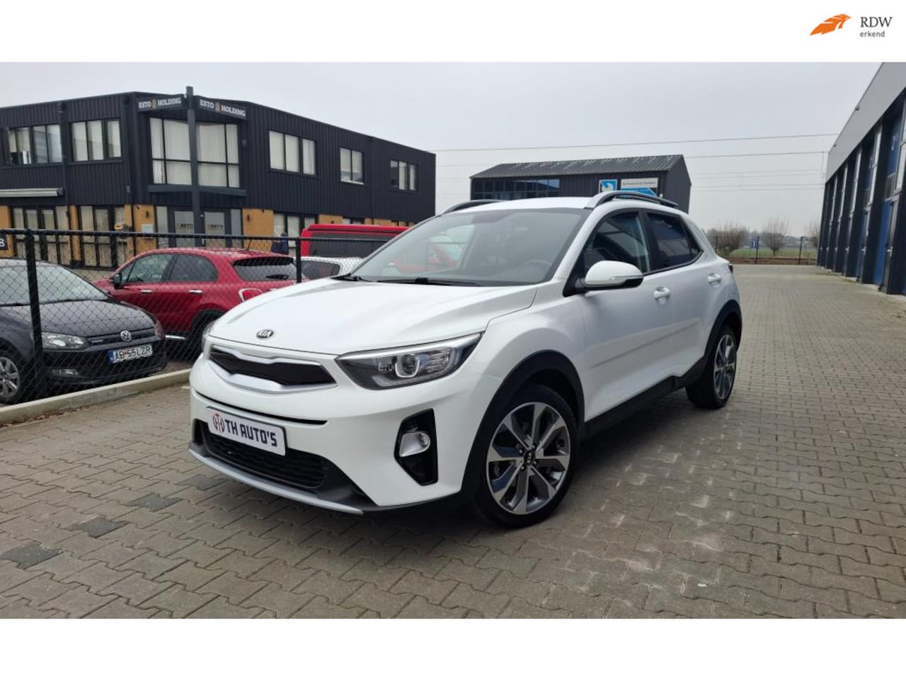 Kia Stonic - 1.0 T-GDi ExecutiveLine / automaat / airco/navigatie/ appel carplay - AutoWereld.nl