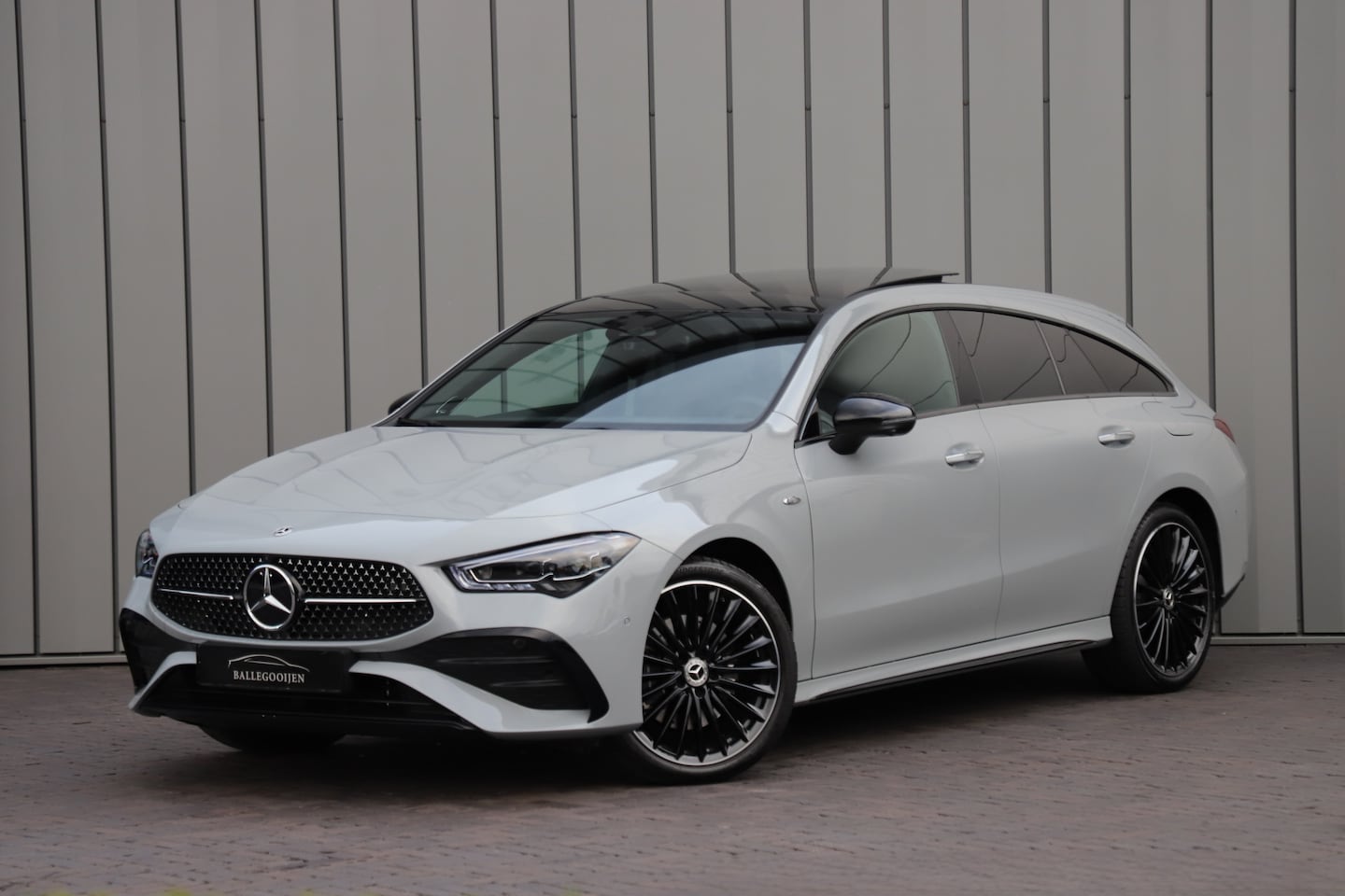 Mercedes-Benz CLA-klasse Shooting Brake - 250e AMG | 218PK | Head-up | Burmester | Keyless-go | Memory | Sfeerverlichting | Multibea - AutoWereld.nl