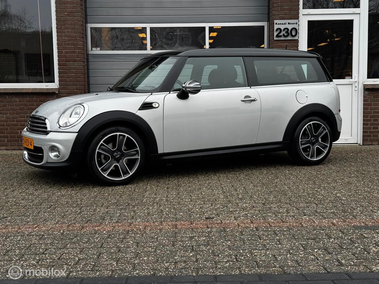 MINI Clubman - 1.6 Cooper Chili ECC-AIRCO/CRUISE/ORG50DKM! - AutoWereld.nl