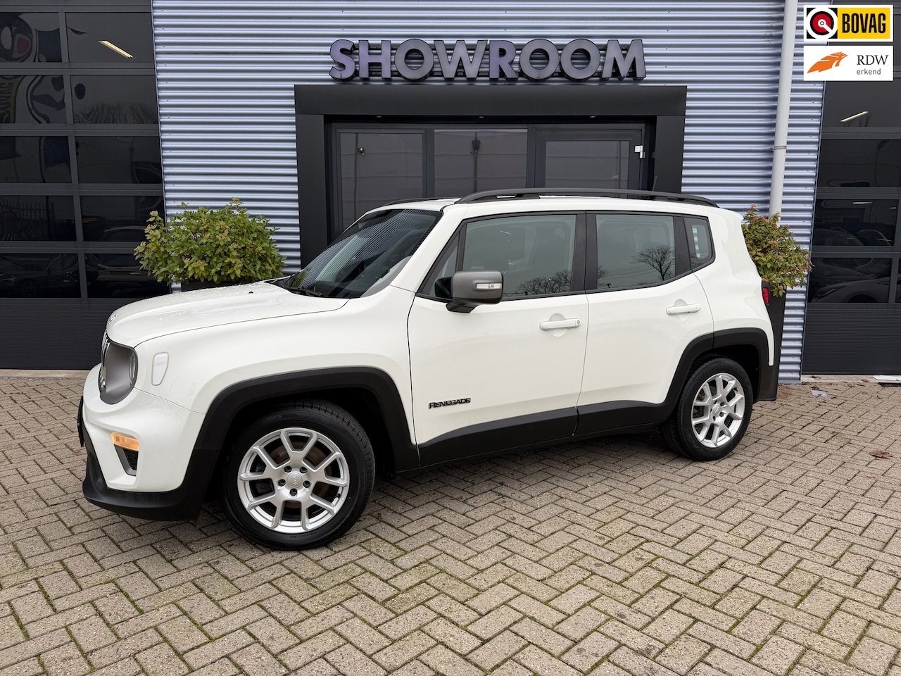 Jeep Renegade - 1.3T DDCT Limited Automaat|Applecarplay|Cruise|Lichtmetalenvelgen - AutoWereld.nl