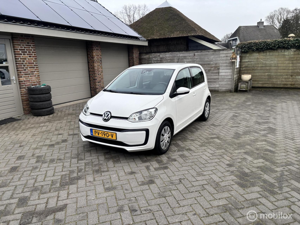 Volkswagen Up! - 1.0 BMT move up! 2017 - AutoWereld.nl