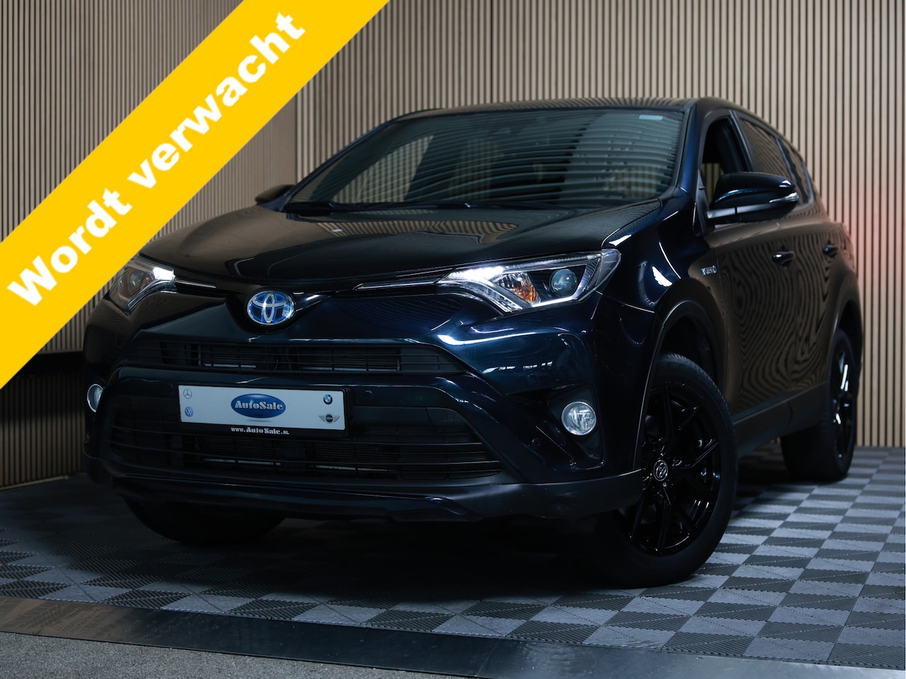 Toyota RAV4 - 2.5 Hybrid 2WD Dynamic AUTOM CRUISE NAVI BT CLIMA DAB "18 - AutoWereld.nl