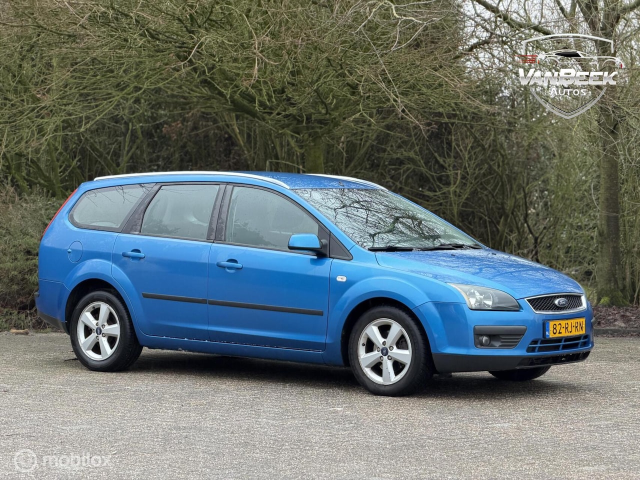 Ford Focus Wagon - 1.6-16V Let Op! - AutoWereld.nl