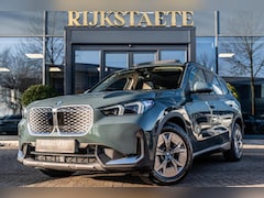BMW iX1 - eDrive20 67 kWh|H&K|PANO|HEAD-UP|360°|MEMORY|SFEERV