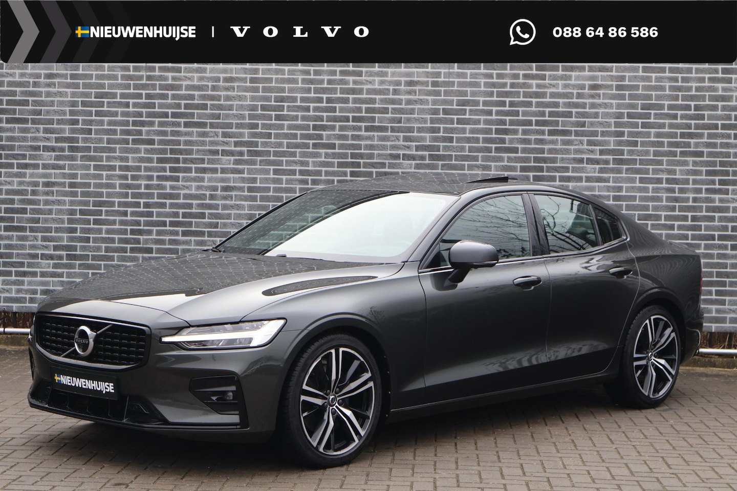 Volvo S60 - 2.0 B5 R-Design | Bowers & Wilkins | Head-up display | Panoramadak | Geluidsisolerend - AutoWereld.nl