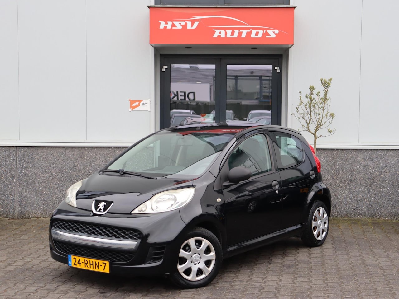 Peugeot 107 - 1.0-12V XR airco 4-deurs carplay org NL - AutoWereld.nl