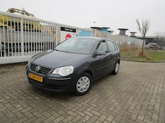 Volkswagen Polo - 1.2-12V Trendline