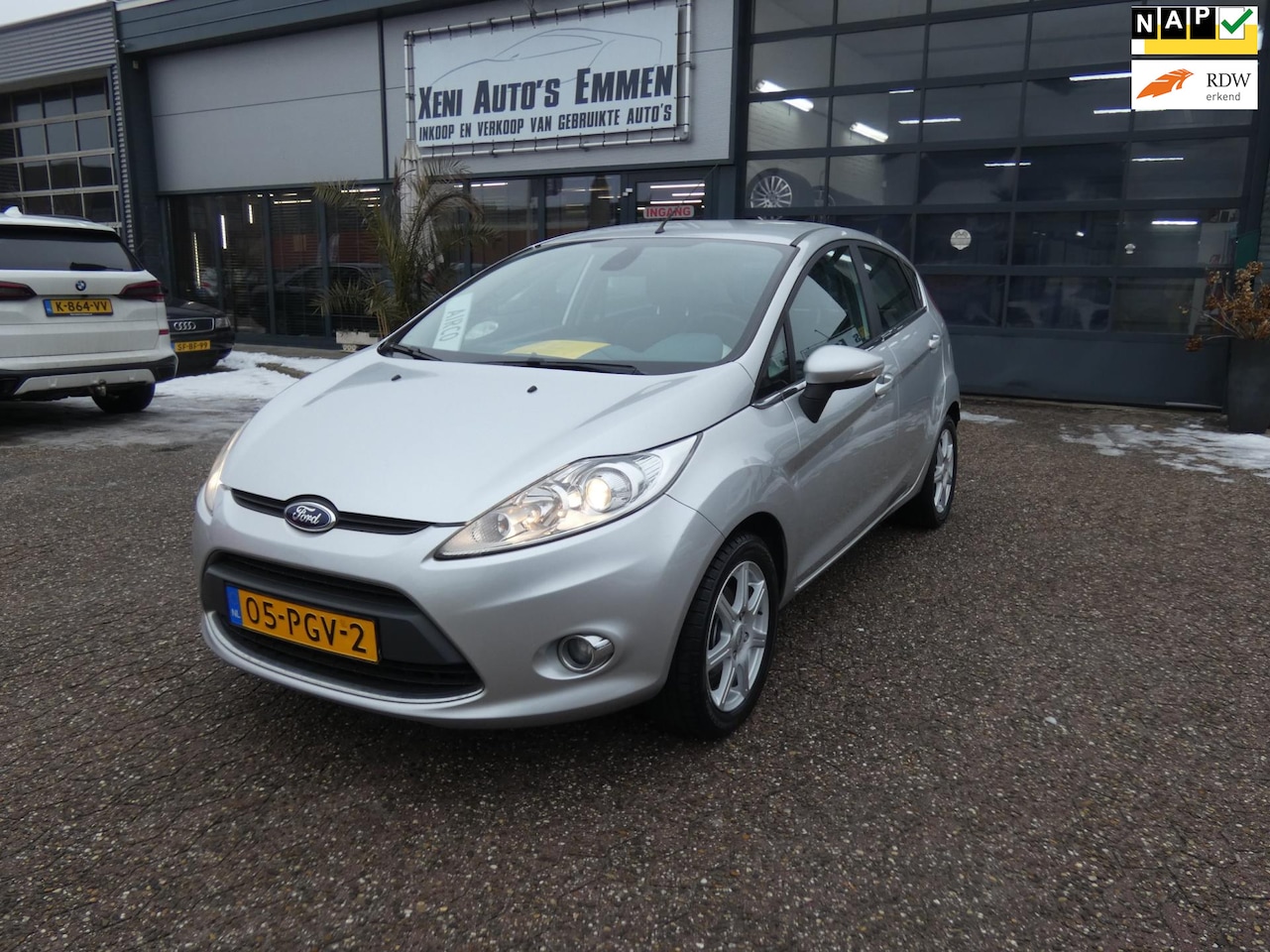 Ford Fiesta - 1.25 Titanium|5 Deurs|Airco|Cruise Control|PDC|LM-Velgen|Mistlampen Voor|2e Eigenaar!! - AutoWereld.nl