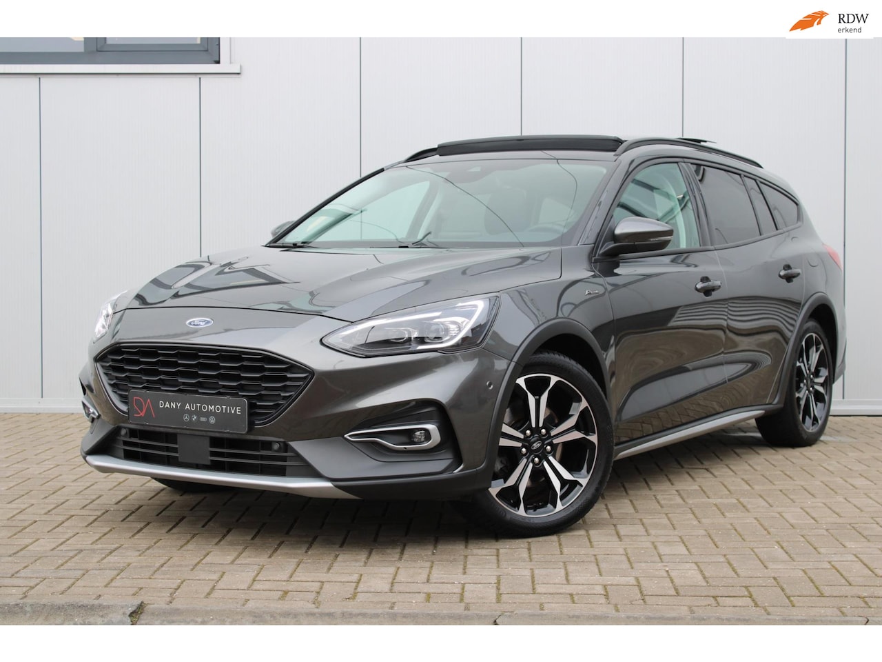 Ford Focus Wagon - 1.5 EcoBoost Active PANO I KEYLESS I CARPLAY I ACC I B&O I 18INCH I LED I - AutoWereld.nl