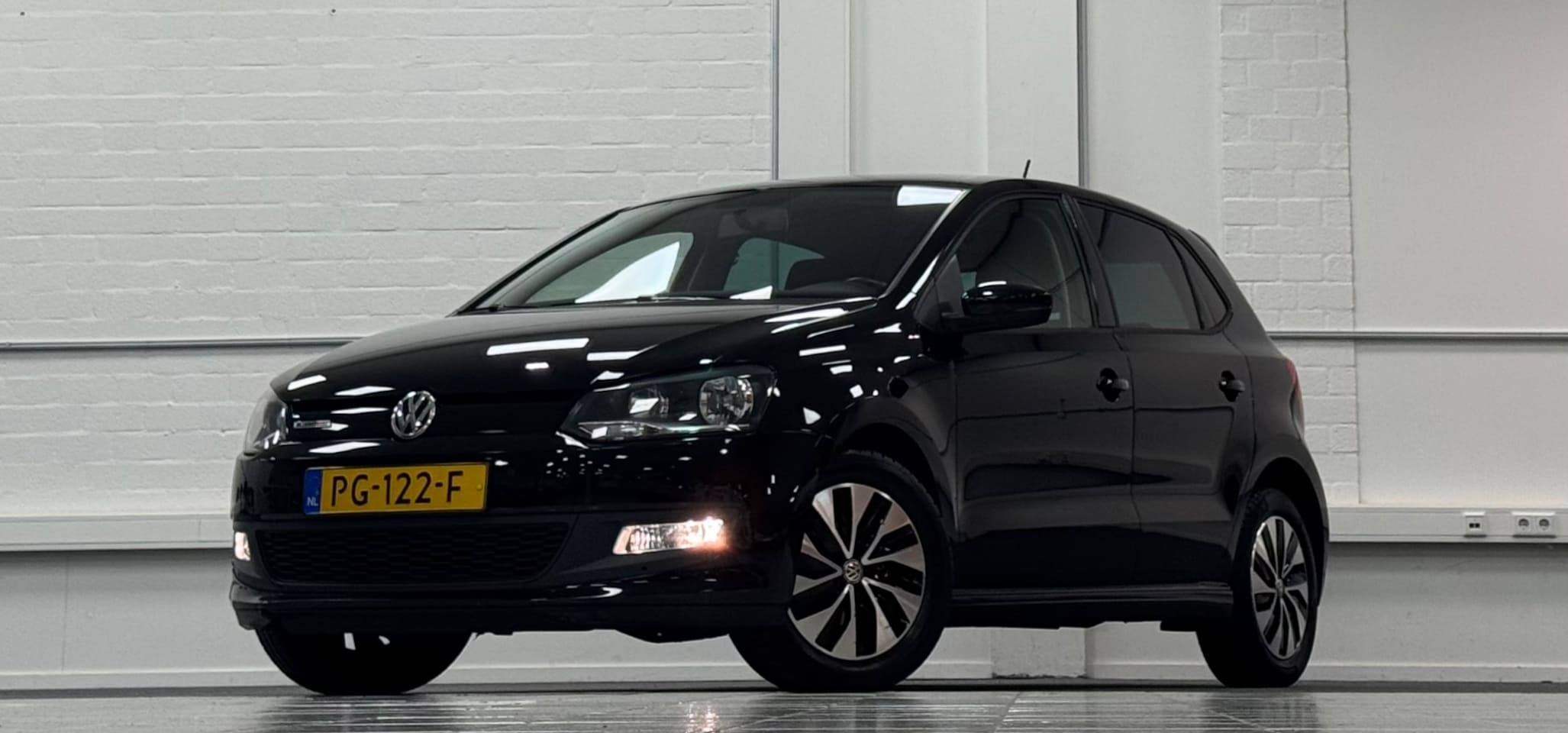 Volkswagen Polo - 1.0 BlueMotion Edition 2e Eigenaar 100% Onderhouden Mooi! - AutoWereld.nl