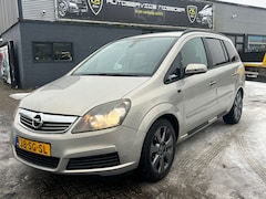 Opel Zafira - 1.8 Executive 7-Persoons / Airco / Trekhaak