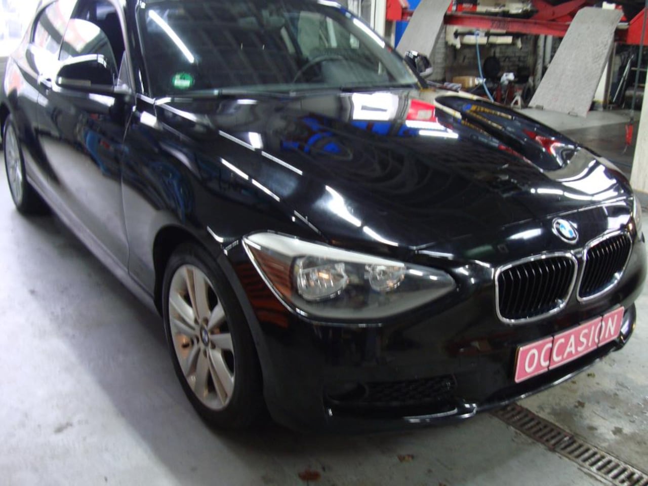 BMW 1-serie - 114i Business 114i Business+ - AutoWereld.nl