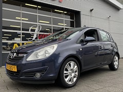 Opel Corsa - 1.2-16V Cosmo 5Drs - Automaat I Airco I PDC I Sport velgen I Nieuwe APK