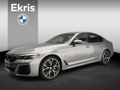BMW 5-serie - Sedan 530e | M-Sportpakket | LED | Leder | HUD | Schuifdak | Trekhaak | Active cruise | DA