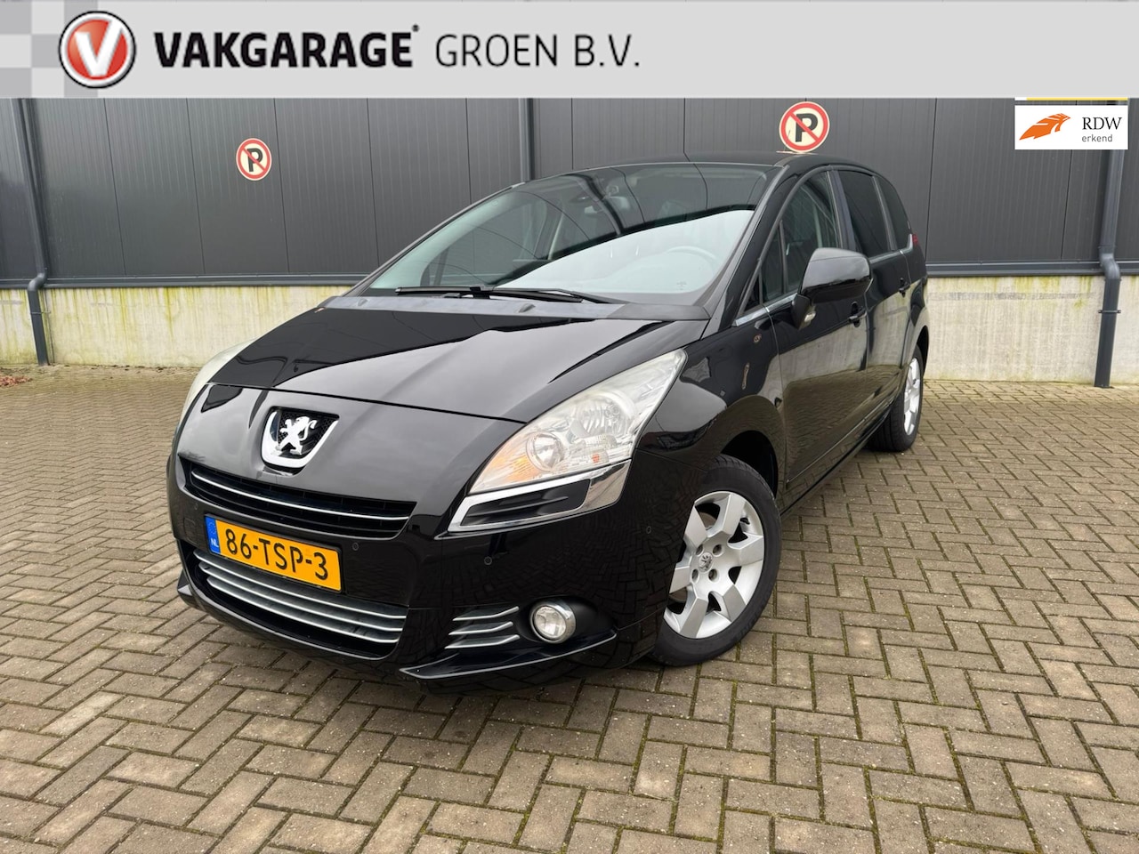Peugeot 5008 - 1.6 VTi Blue Lease 7persoons / climate / cruise / navi / trekhaak ! - AutoWereld.nl