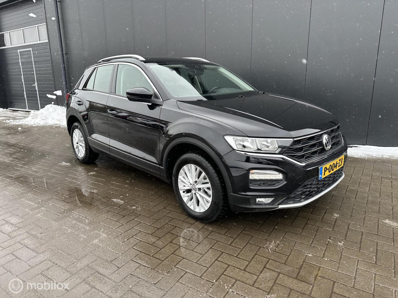 Volkswagen T-Roc - 1.0 TSI Style 1.0 TSI Style, camera, trekhaak - AutoWereld.nl