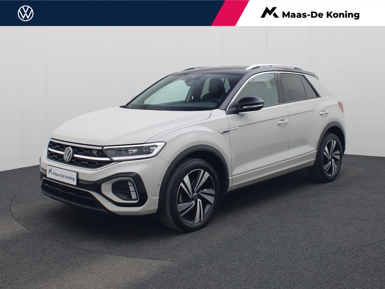 Volkswagen T-Roc - 1.5TSI/150pk DSG R-Line Business · Panoramadak · Camera · Apple/Android Car Play· Stoelver - AutoWereld.nl