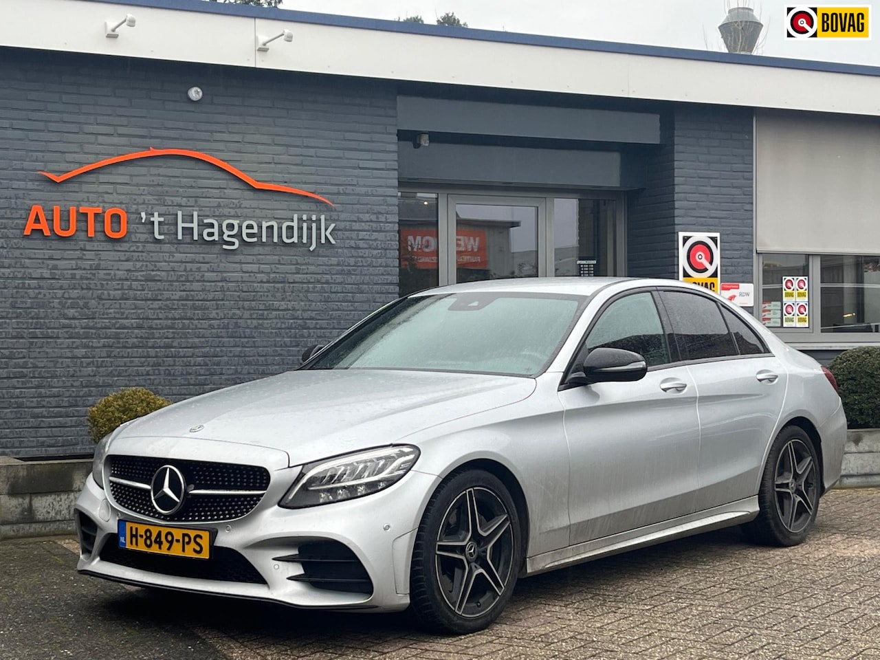 Mercedes-Benz C-klasse - 200 AUT AMG 19" leder night facelift - AutoWereld.nl