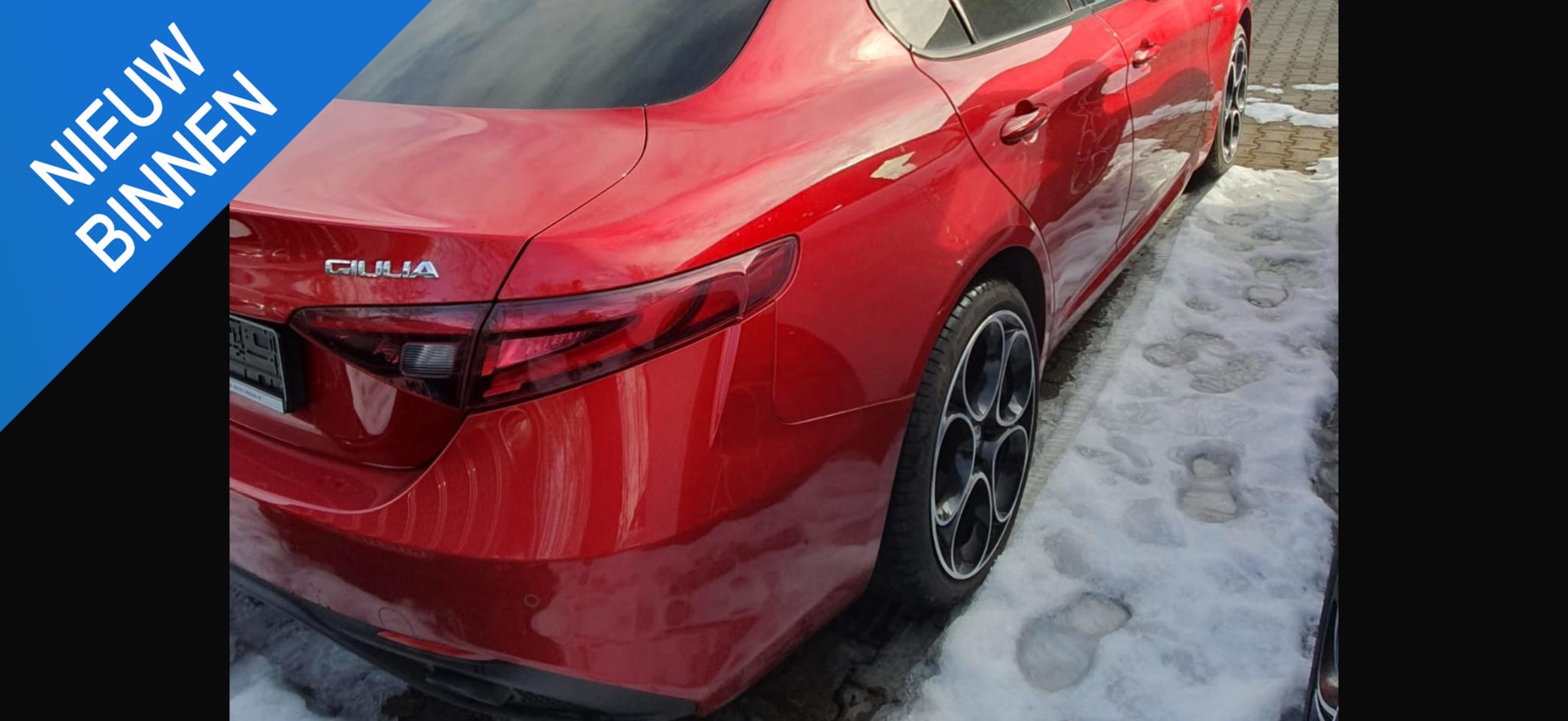 Alfa Romeo Giulia - 2.0 T Veloce AWD Rosso Etna - Panorama dak! - AutoWereld.nl
