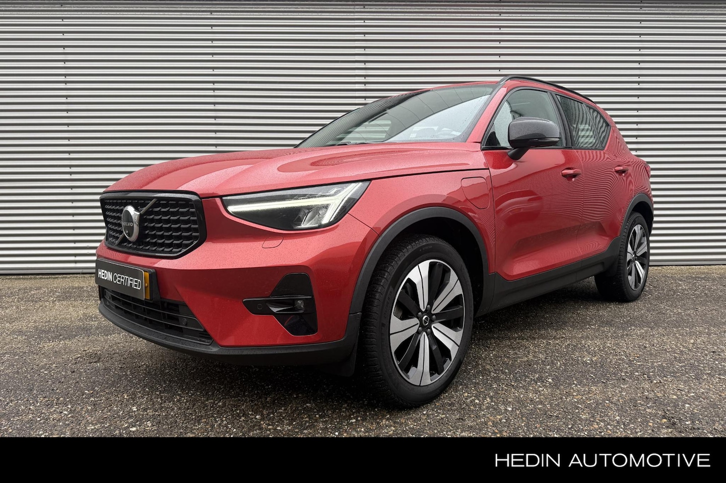 Volvo XC40 - T5 Recharge R-Design | Adaptive Cruise | Pano. dak | Power Seats | Trekhaak | Keyless | - AutoWereld.nl