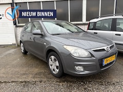 Hyundai i30 - 1.6i Dynamic | Climate control | Afn. Trekhaak