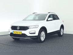 Volkswagen T-Roc - 1.0 TSI 110pk H6 Style Trekhaak Stoelverwarming Parkeersensoren Navigatie
