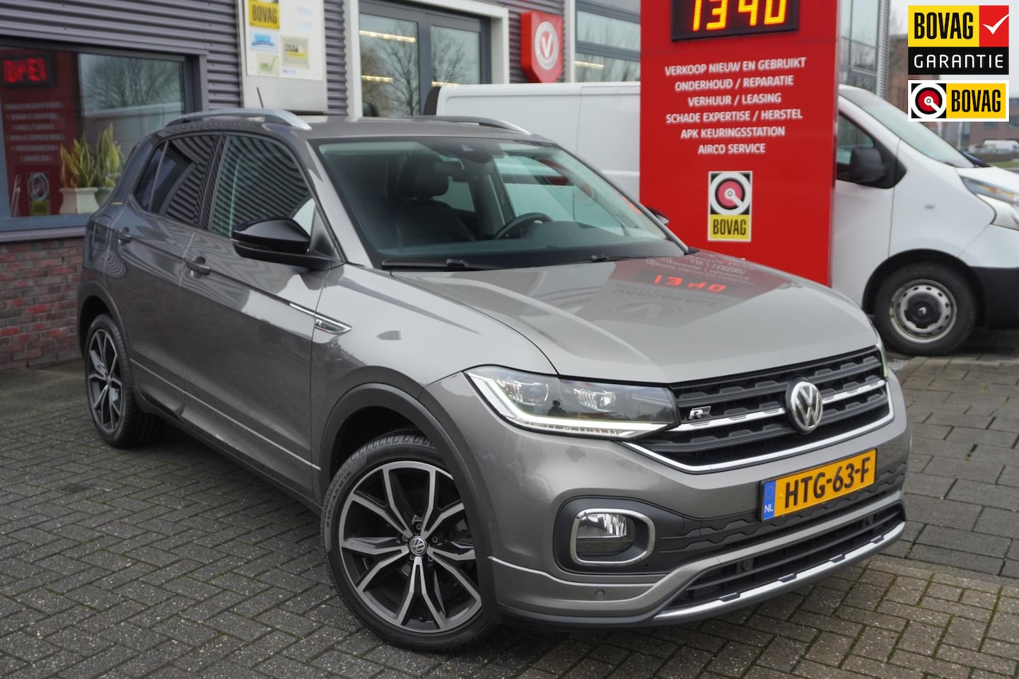 Volkswagen T-Cross - 1.0 TSI Life / R-Line / ACC / Carplay / Stoelverwarming / Blind spot / Beats audio / Deale - AutoWereld.nl