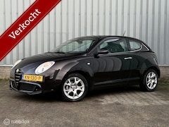 Alfa Romeo MiTo - 1.4 Distinctive | Bruin metallic | Airco