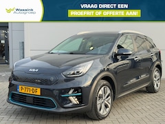 Kia e-Niro - 64kWh 204pk ExecutiveLine Automaat | SOH 93% | Navigatie | Winterpakket | Open dak | 17" L