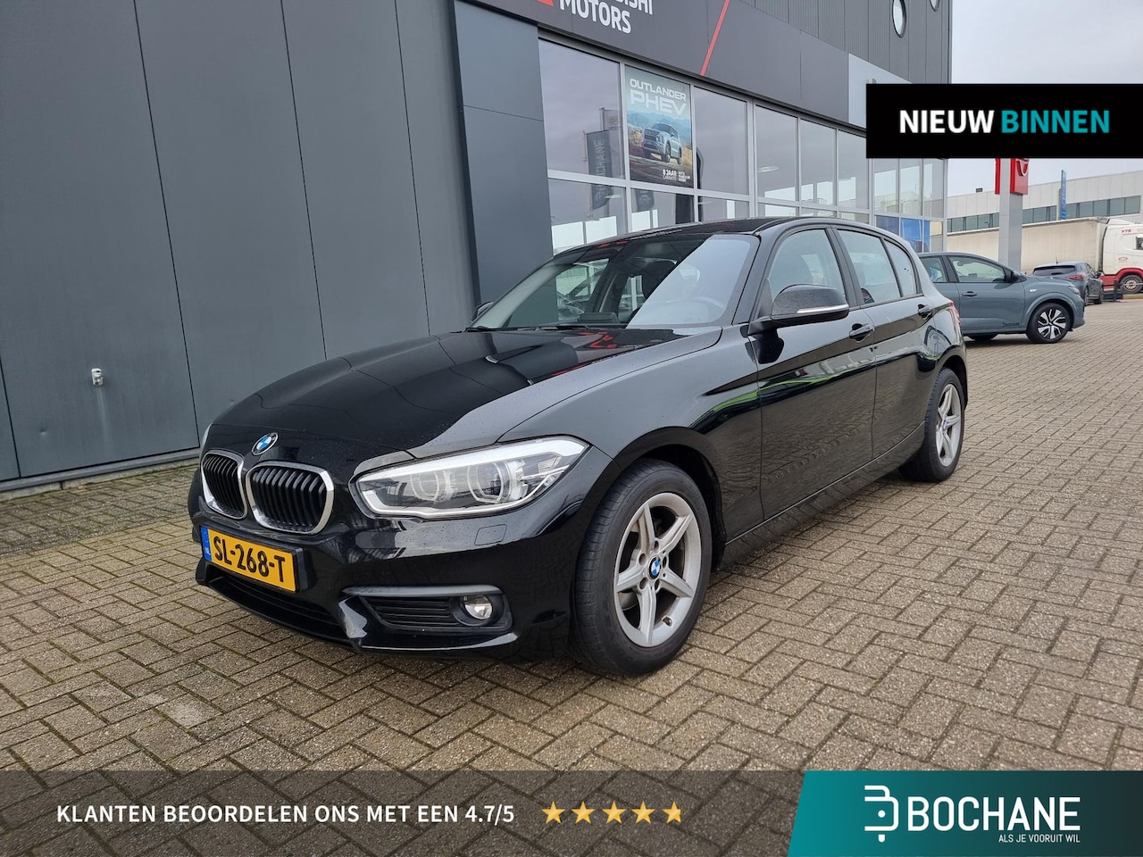 BMW 1-serie - 118i | Bluetooth | Licht metalen Velgen | Parkeersensoren | - AutoWereld.nl