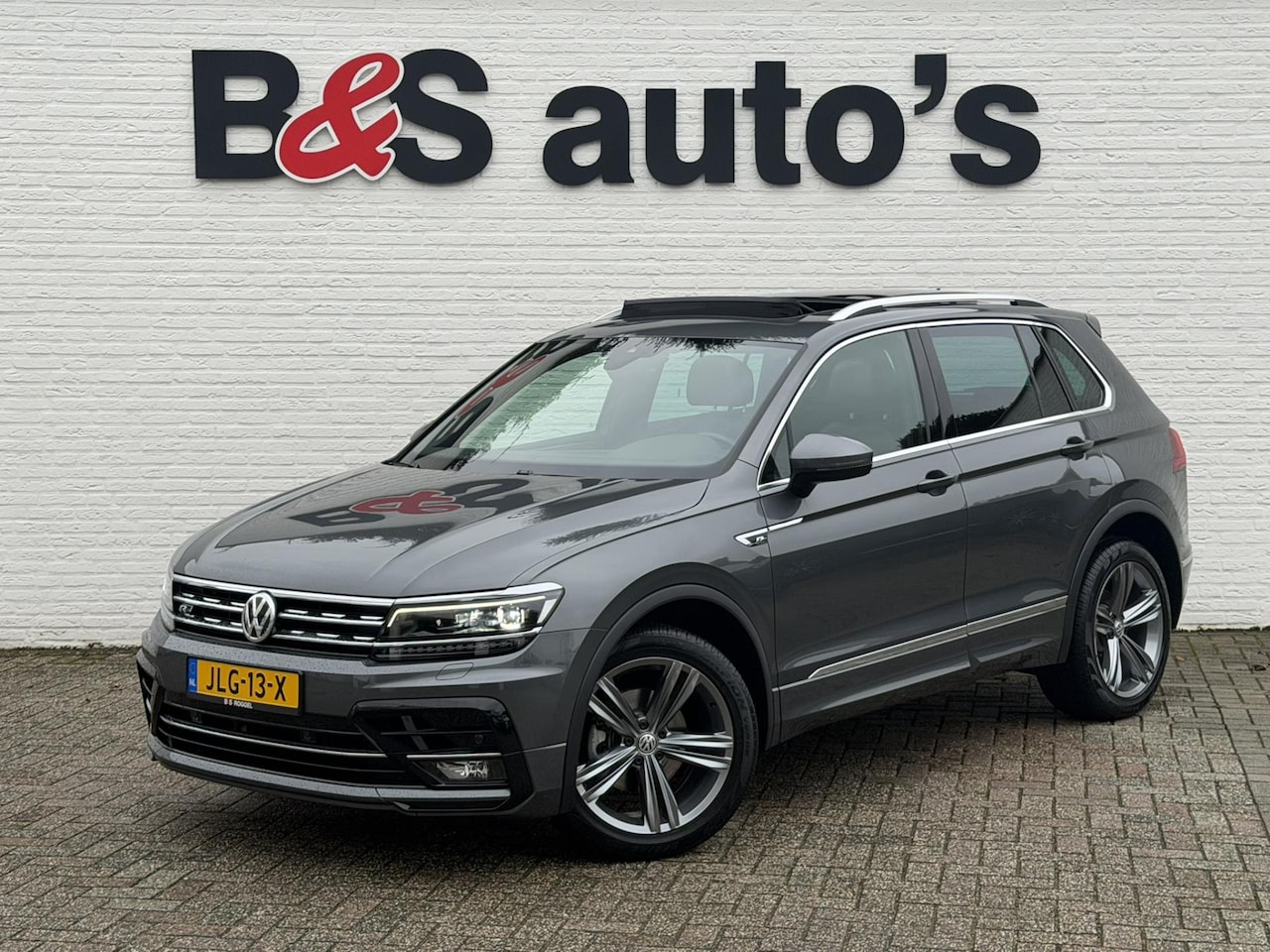 Volkswagen Tiguan - 1.4 TSI 4Motion Highline Business R Automaat LED Clima Cruise Apple / Android Elektrisch b - AutoWereld.nl