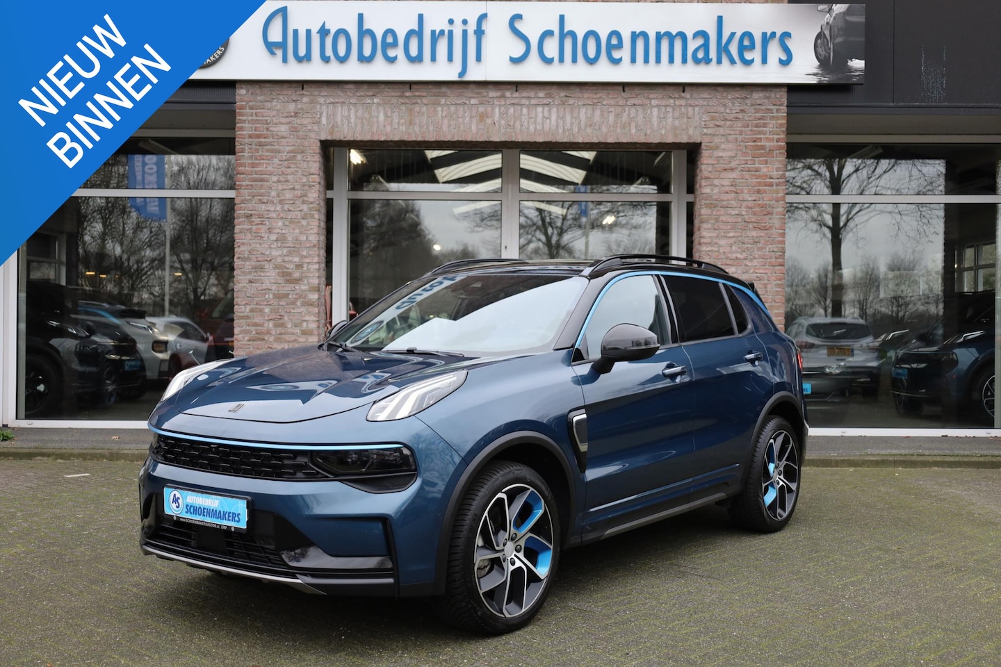 Lynk & Co 01 - 1.5 MY23! ZWARTE-HEMEL ROLHOES MY23 360-CAMERA PANO/SCHUIF INFINITY DAB NAVI CARPLAY STOEL - AutoWereld.nl