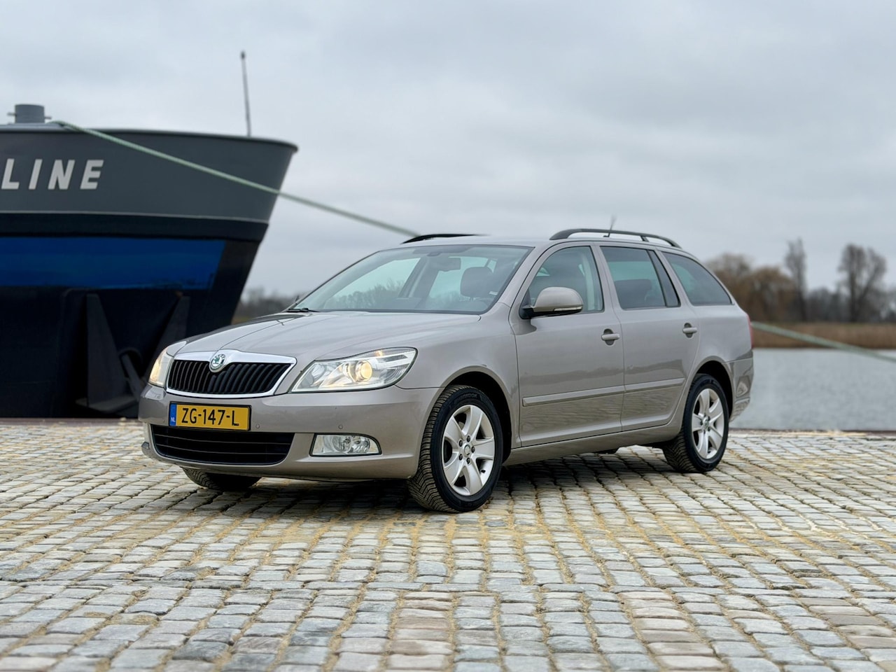 Skoda Octavia Combi - 1.6 TDI Greentech Arctic|Leer|Stoelverwarming - AutoWereld.nl