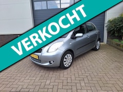 Toyota Yaris - | 1.3 VVTi Sol | Zeer lage kilometerstand | Airco | 1e eigenaar |