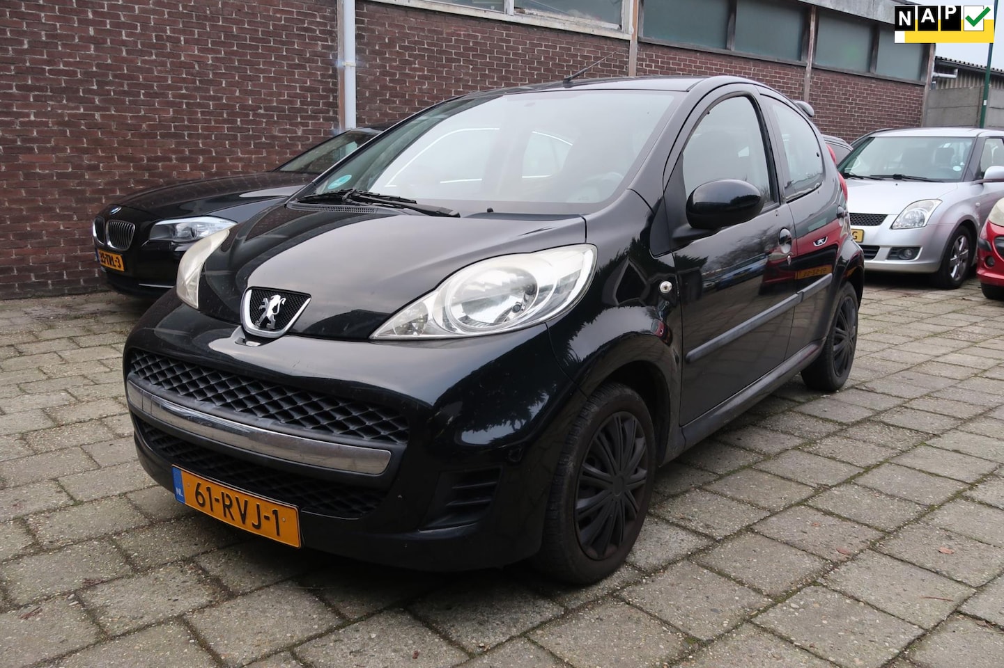 Peugeot 107 - 1.0-12V XS 1.0-12V XS - AutoWereld.nl
