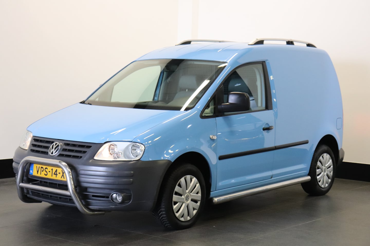 Volkswagen Caddy - 1.4 Benzine - Airco - Schuifdeur - Bullbar - € 5.900,- MARGE - AutoWereld.nl