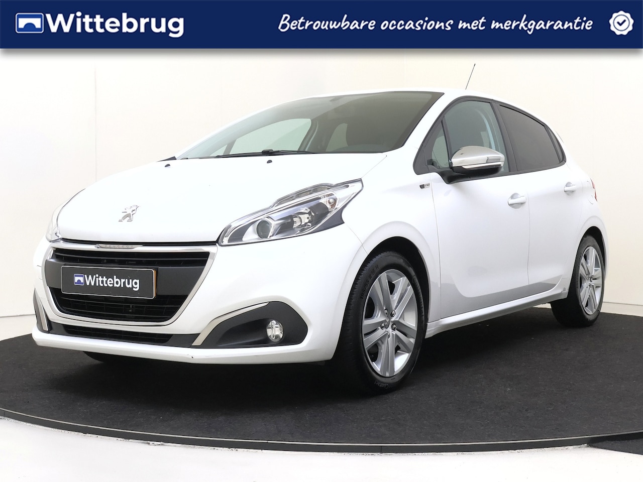 Peugeot 208 - 1.2 PureTech Style | Airco | Cruise control | Stoelverwarming! - AutoWereld.nl