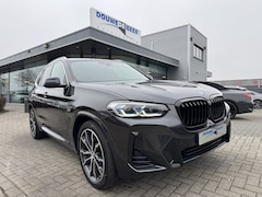 BMW X3 - xDrive30e M sport Pano-Dak | Trekhaak | Laser | HUD | Keyless | Memory