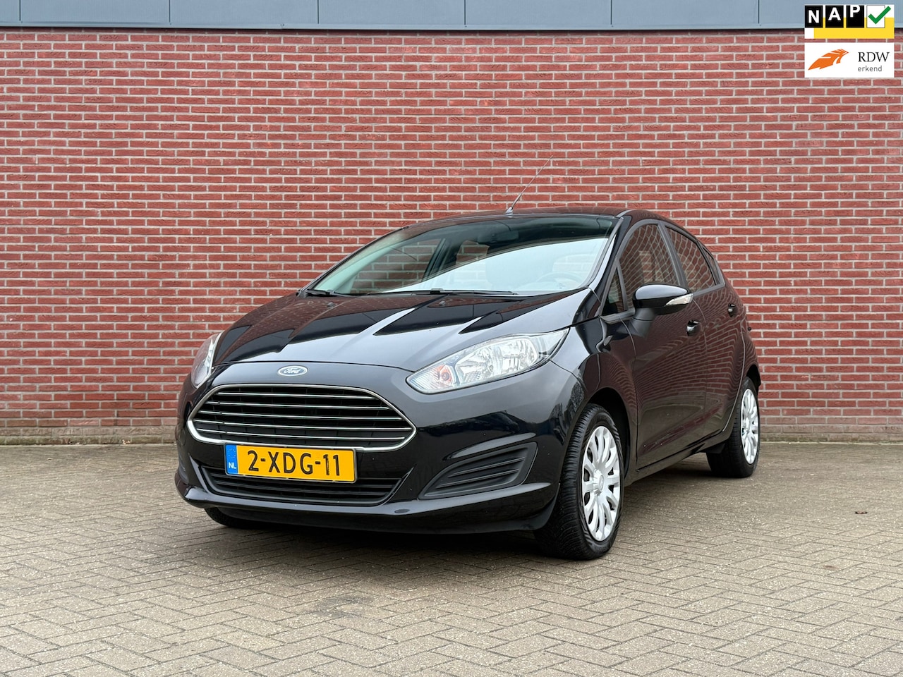 Ford Fiesta - 1.0 Style / Nap / Aico / Cruise control / Elektrische ramen - AutoWereld.nl