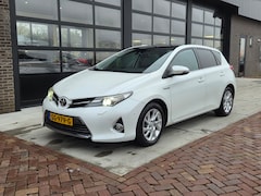 Toyota Auris Touring Sports - 1.8 Hybrid Aspiration | Pano | Leer | Camera | Clima | Navi |