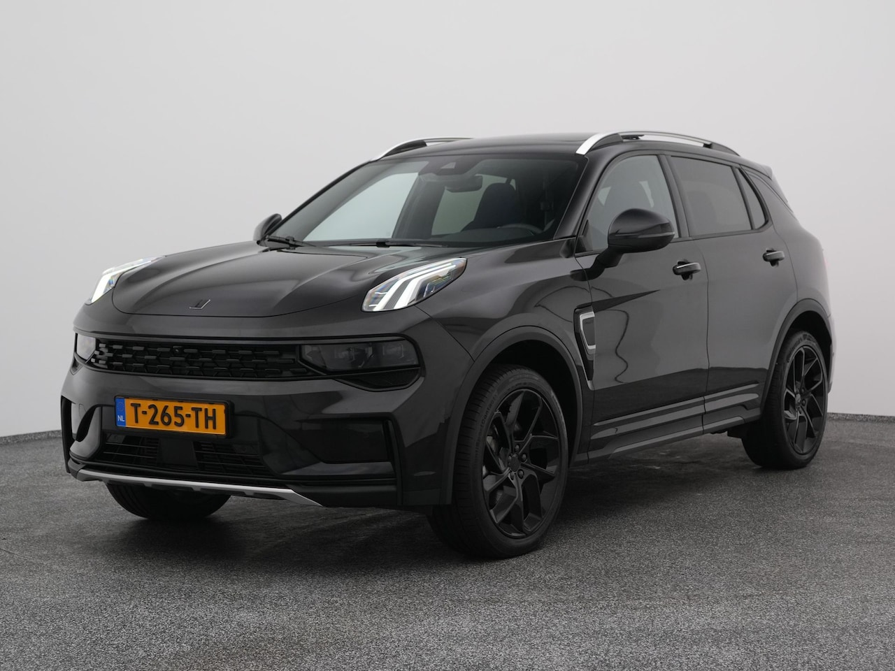 Lynk & Co 01 - 1.5 Plug-in Hybrid | 360° | BLACK | ZWARTE HEMEL | NLD AUTO INK - AutoWereld.nl