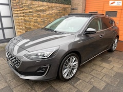 Ford Focus - 1.0 EcoBoost Vignale /Panoramadak