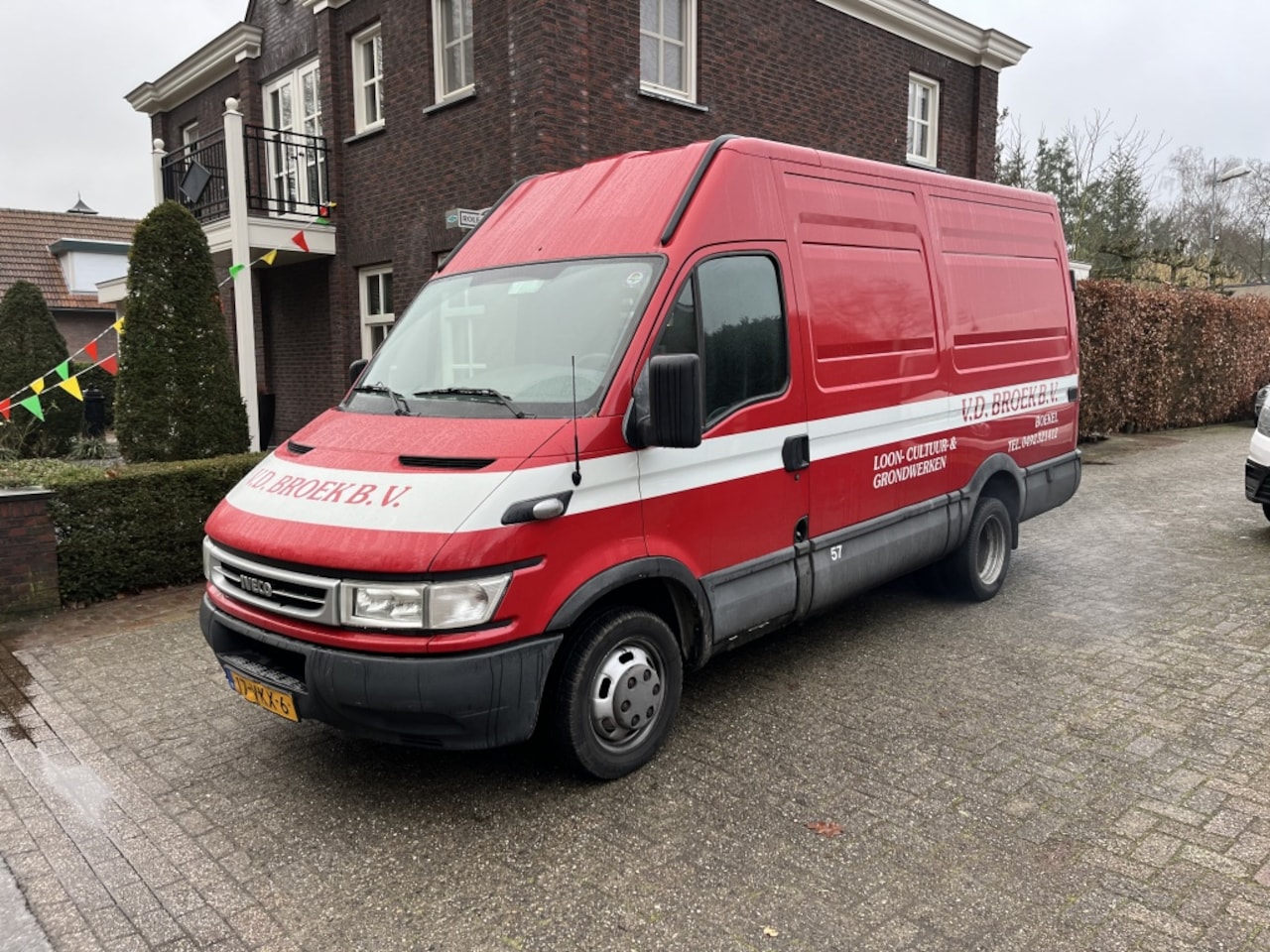 Iveco Daily - 35 S 13V 330 H2 35S13V 330 H2 - AutoWereld.nl