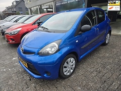 Toyota Aygo - 1.0 VVT-i Now | 2E EIGENAAR | 12MND GARANTIE | NW AKP | AIRCO | ELEC RAMEN |